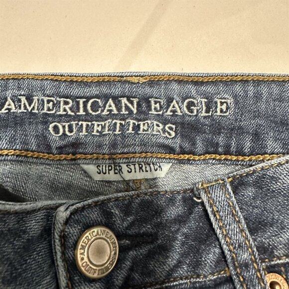 American Eagle Shorts Jean Super Stretch Womens 12 Denim Cuffed Short - Picture 4 of 8
